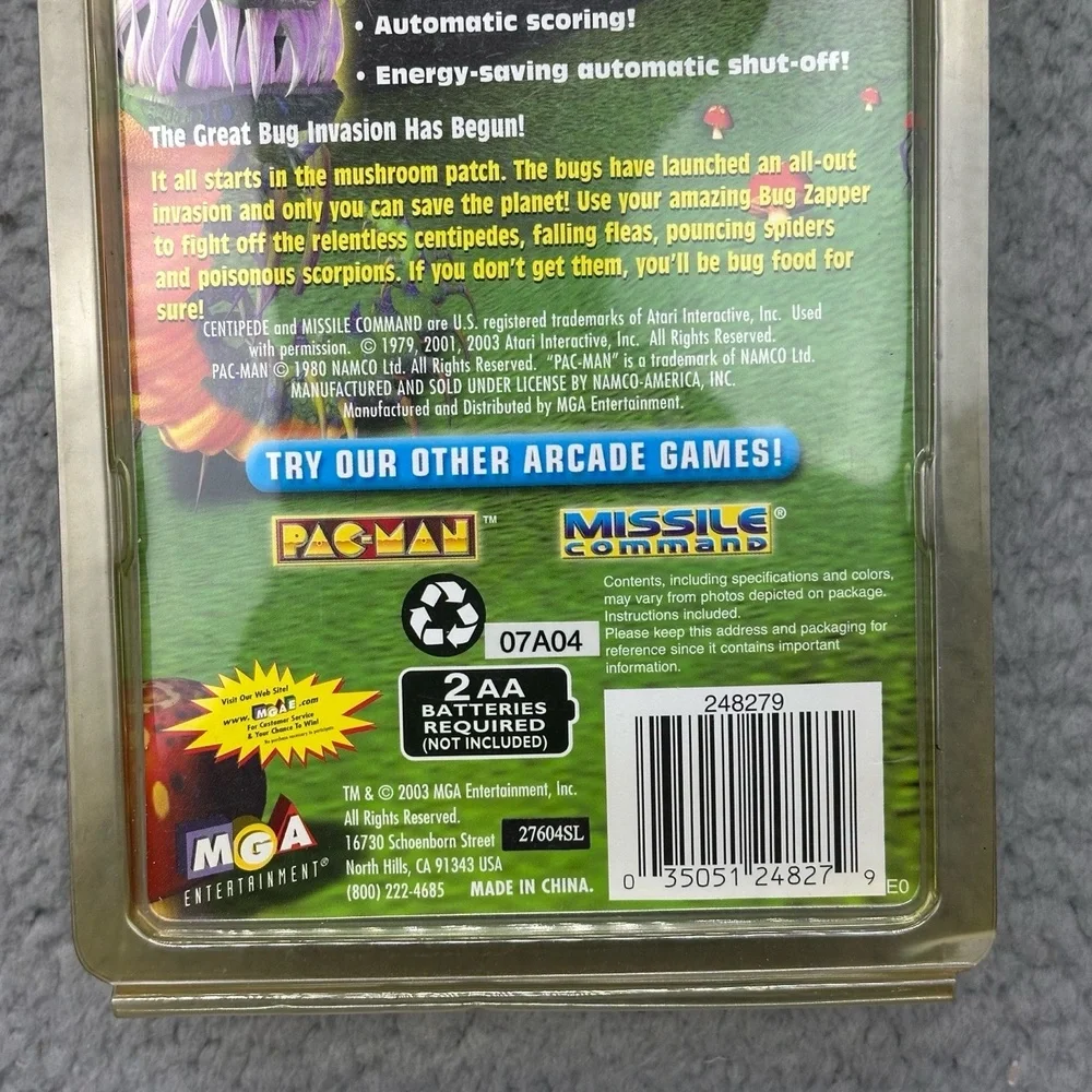 NIP 2003 MGA Entertainment 27604SL Centipede Arcade Classic Handheld Game 248279